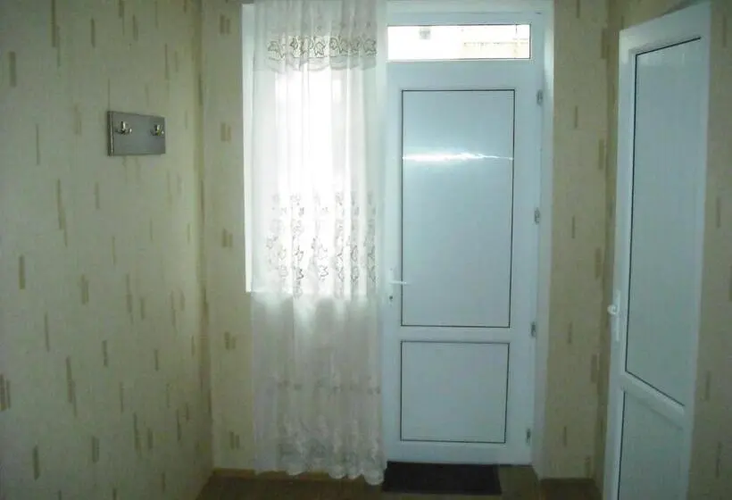 اتاق استاندارد, Guest House Econom