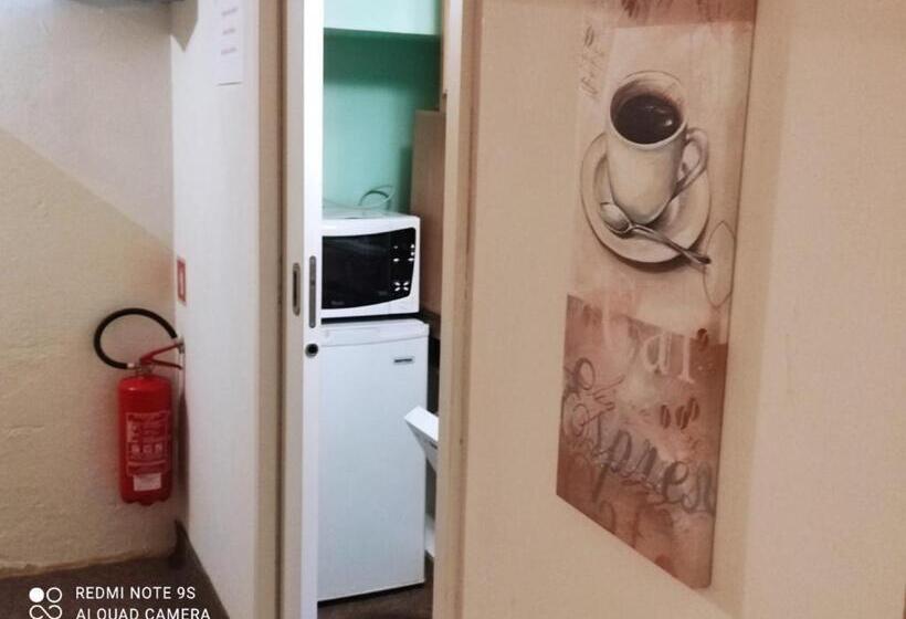 اتاق استاندارد چهارنفره با سرویس بهداشتی مشترک, Hacienda Bled Rooms