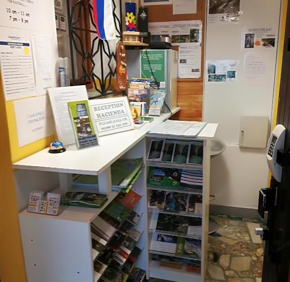 اتاق استاندارد چهارنفره با سرویس بهداشتی مشترک, Hacienda Bled Rooms