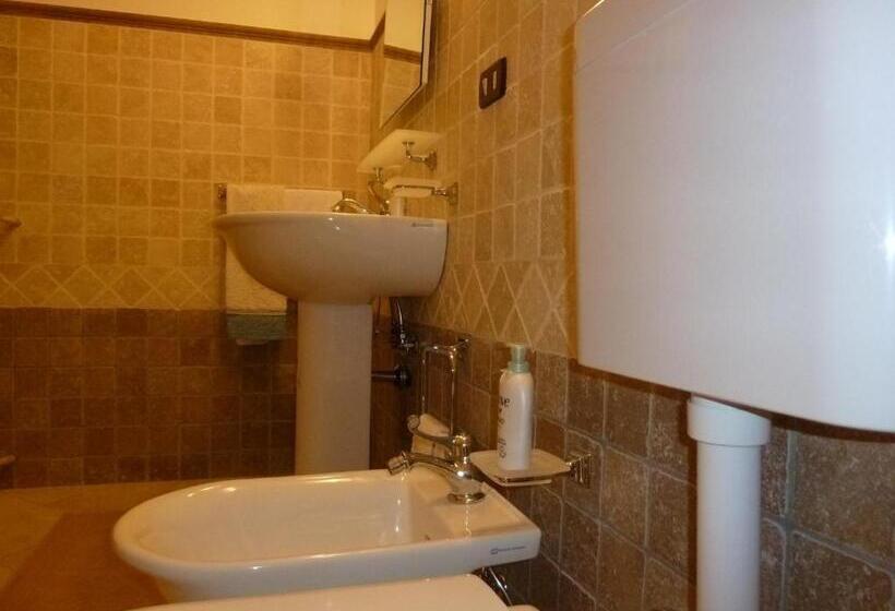 スタンダードルーム, Palazzo Franza Musarò