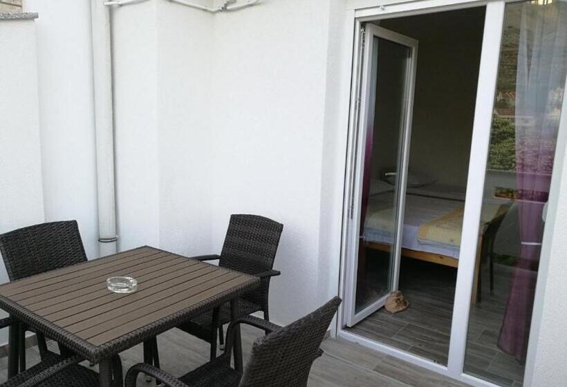 استودیو استاندارد با بالکن, Rooms & Apartments Kaurloto