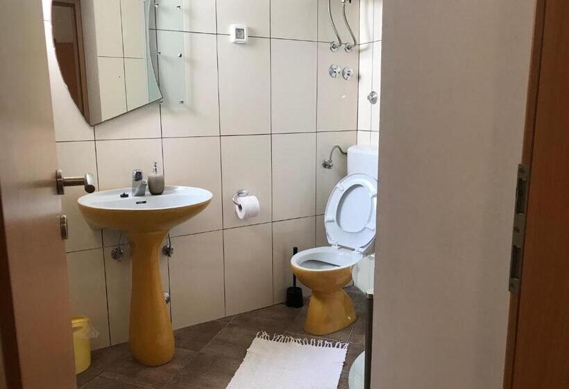 اتاق استاندارد, Rooms & Apartments Kaurloto