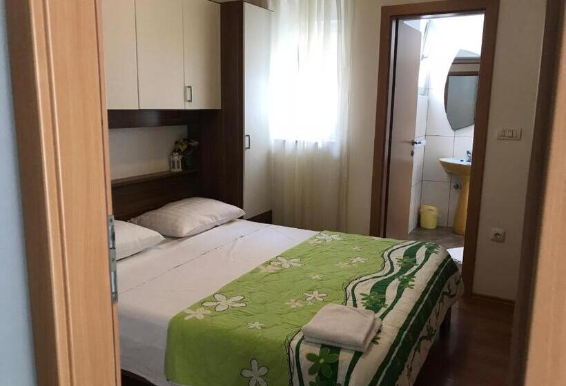 اتاق استاندارد, Rooms & Apartments Kaurloto