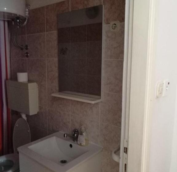 استودیو استاندارد با بالکن, Rooms & Apartments Kaurloto