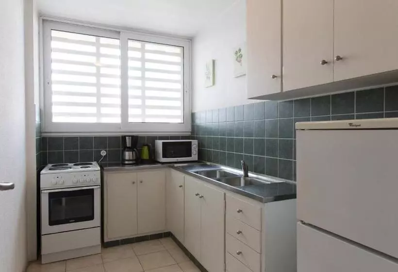Sviitti 2 Makuuhuonetta, Delice Hotel   Family Apartments