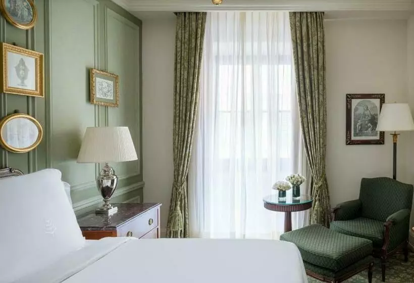 اتاق سوپریور با تخت بزرگ, Four Seasons Hotel Firenze