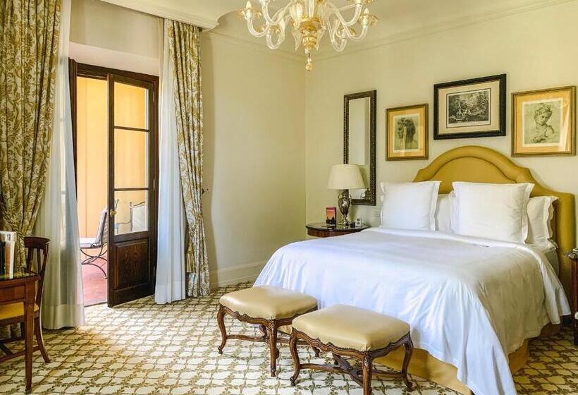 سوئیت جونیور با تخت بزرگ, Four Seasons Hotel Firenze