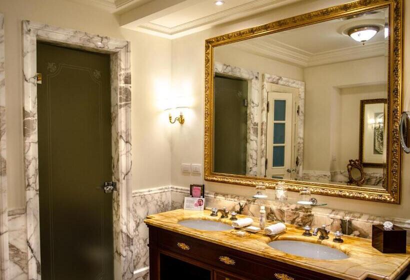 سوئیت با تخت بزرگ, Four Seasons Hotel Firenze