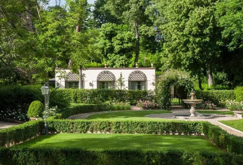 سوئیت با تخت بزرگ, Four Seasons Hotel Firenze