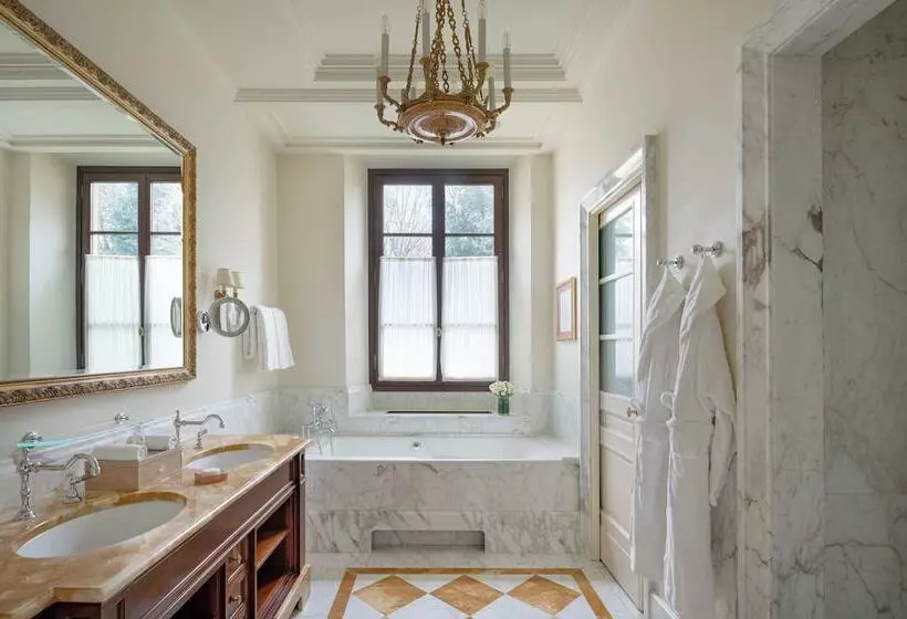اتاق لوکس, Four Seasons Hotel Firenze