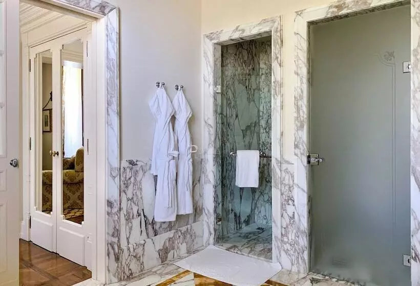 اتاق استاندارد, Four Seasons Hotel Firenze