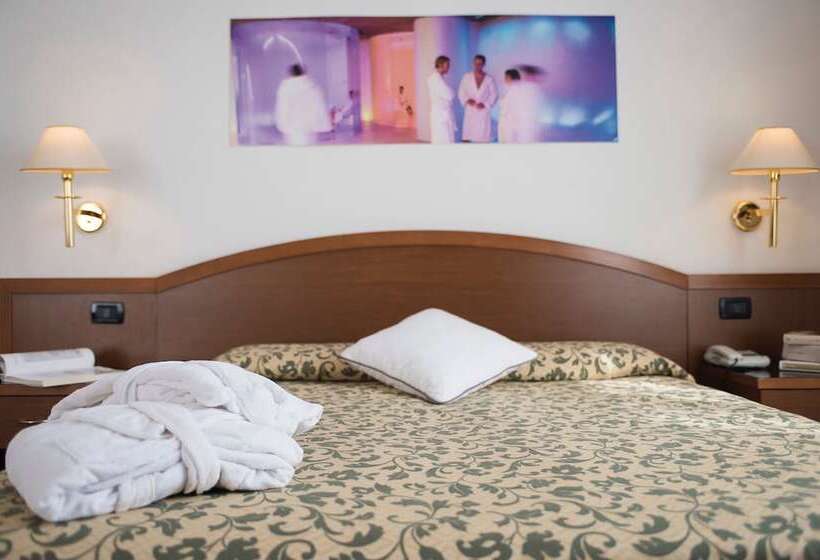 标准间, Angiolino