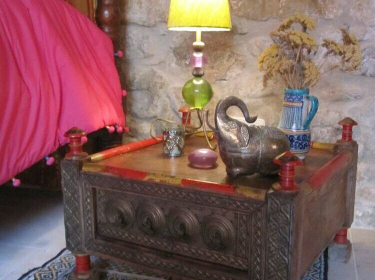 סוויטת ג'וניור, Can Serola