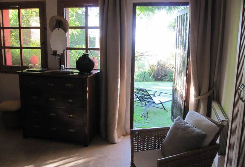 חדר סטנדרט, Can Serola