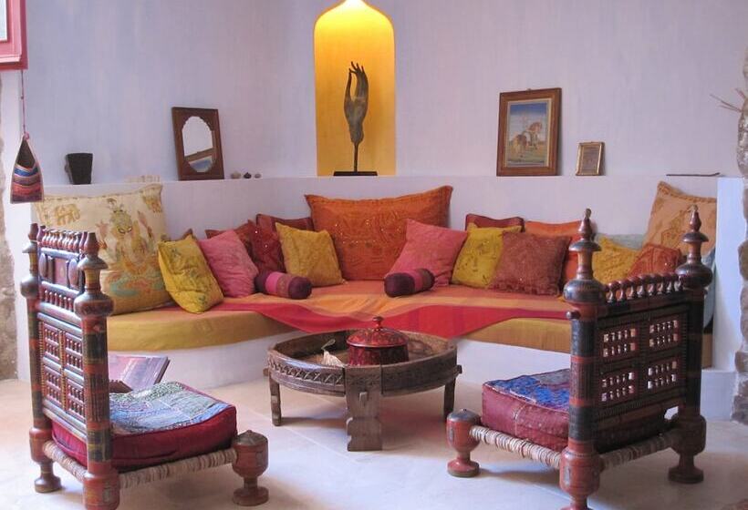 סוויטת ג'וניור, Can Serola