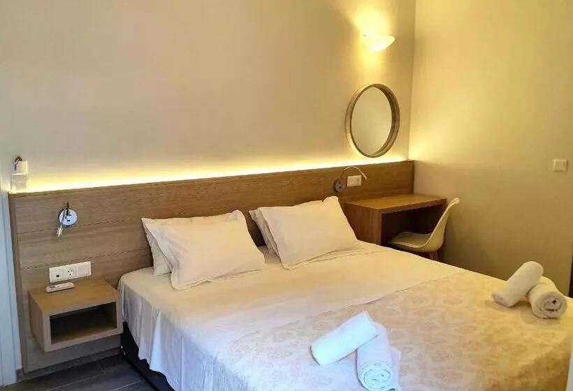 اتاق اکونومی, Caravel Apartment