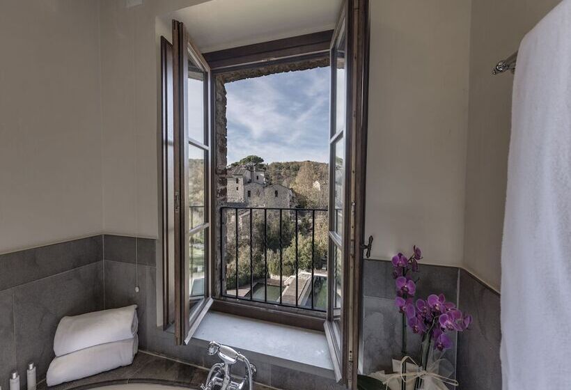 سوییت جونیور, Castel Monastero   The Leading Hotels Of The World