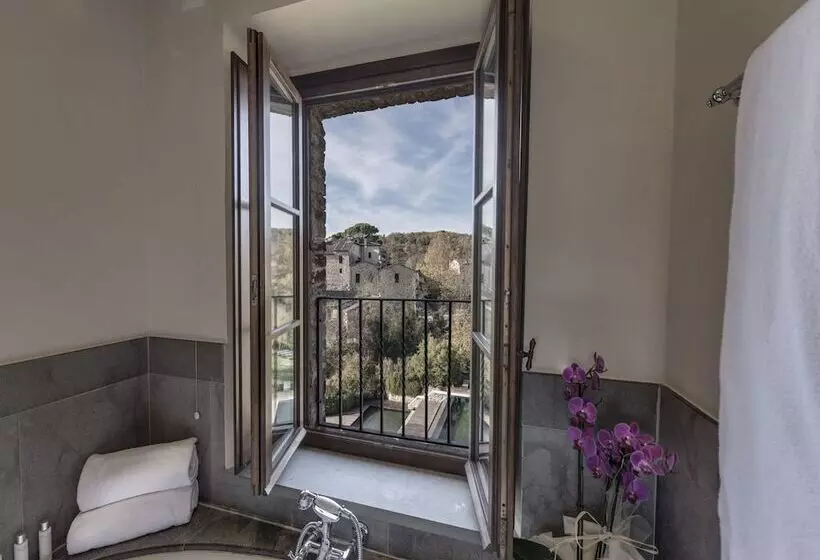 ジュニアスイート, Castel Monastero   The Leading Hotels Of The World