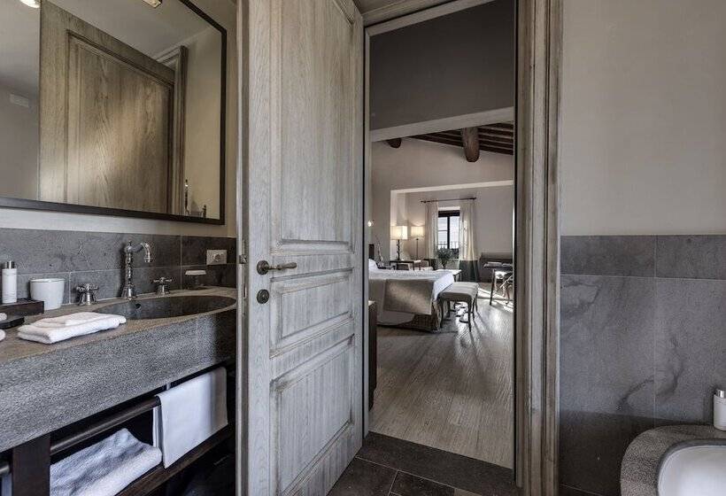 سوییت جونیور, Castel Monastero   The Leading Hotels Of The World