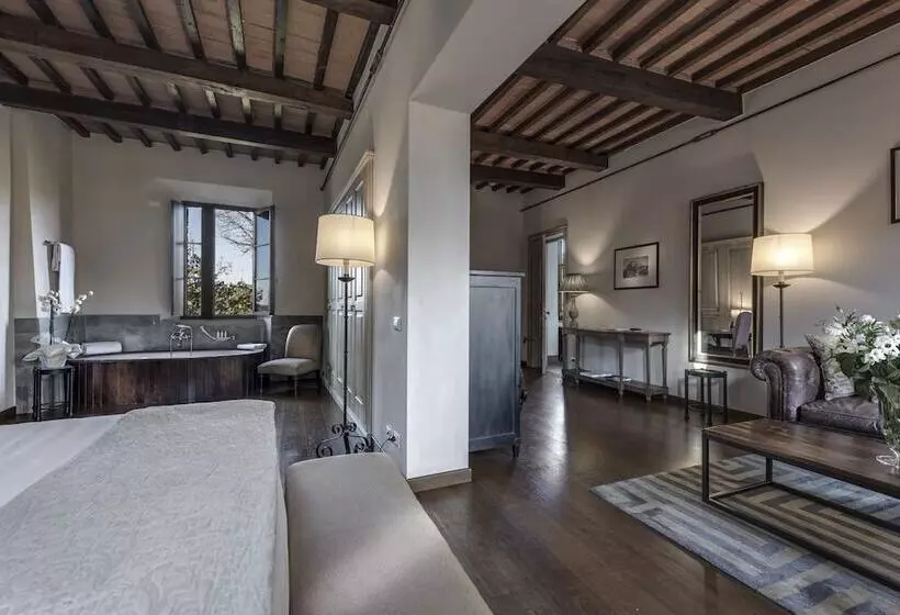 ジュニアスイート, Castel Monastero   The Leading Hotels Of The World