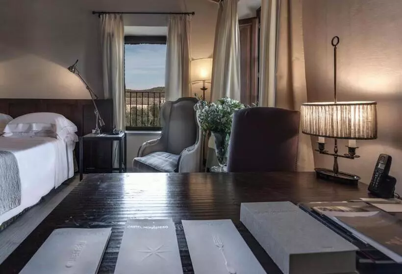 デラックスルーム, Castel Monastero   The Leading Hotels Of The World