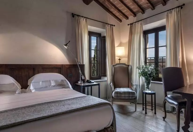 デラックスルーム, Castel Monastero   The Leading Hotels Of The World