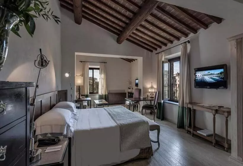 ジュニアスイート, Castel Monastero   The Leading Hotels Of The World