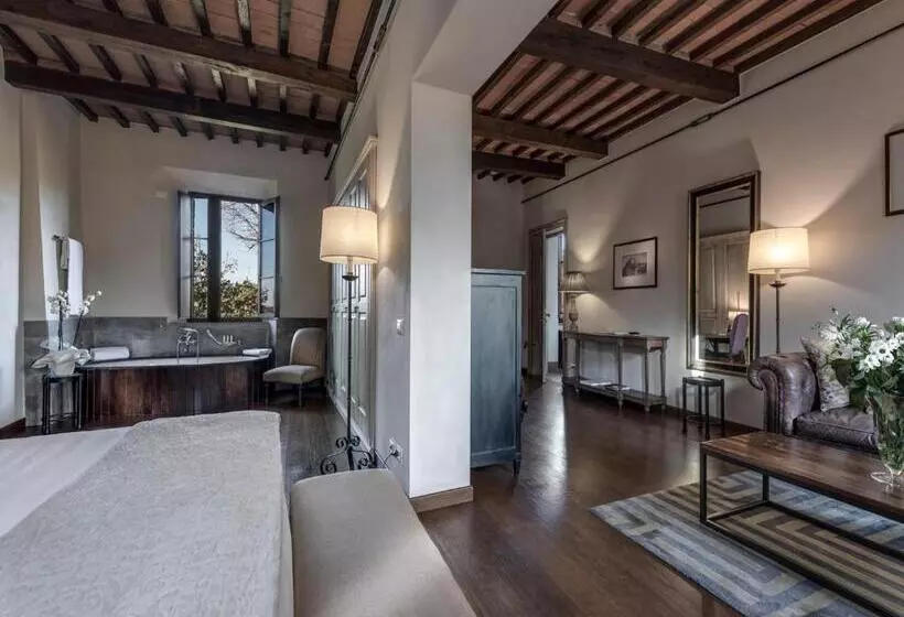 ジュニアスイート, Castel Monastero   The Leading Hotels Of The World