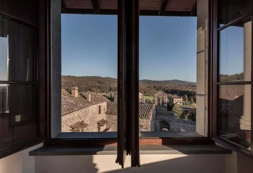 ジュニアスイート, Castel Monastero   The Leading Hotels Of The World