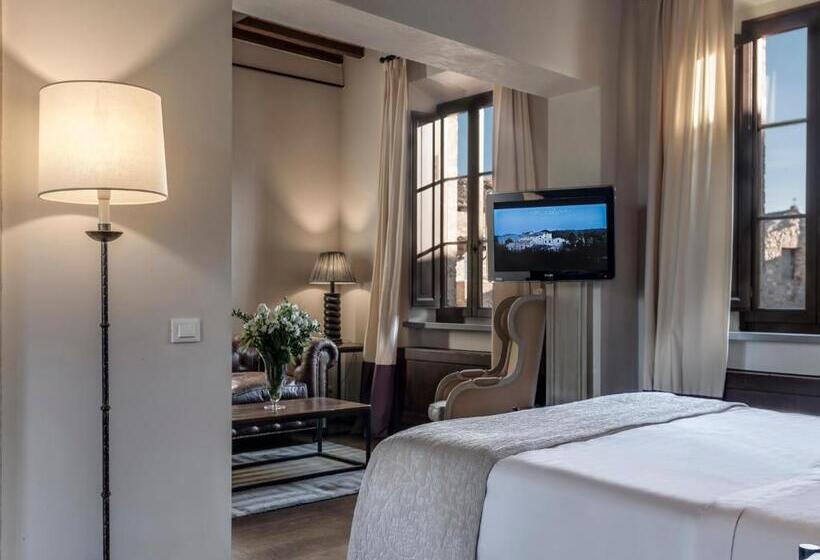 سوییت جونیور, Castel Monastero   The Leading Hotels Of The World