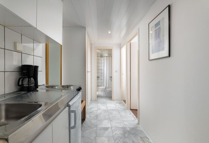 Апартаменты 1 Спальня, Dionysos