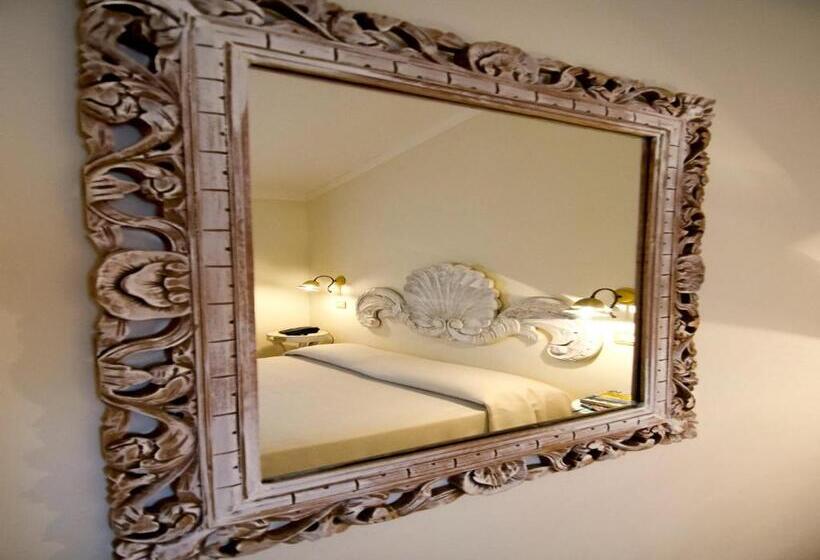 חדר סופריור, Dolce Vita Boutique