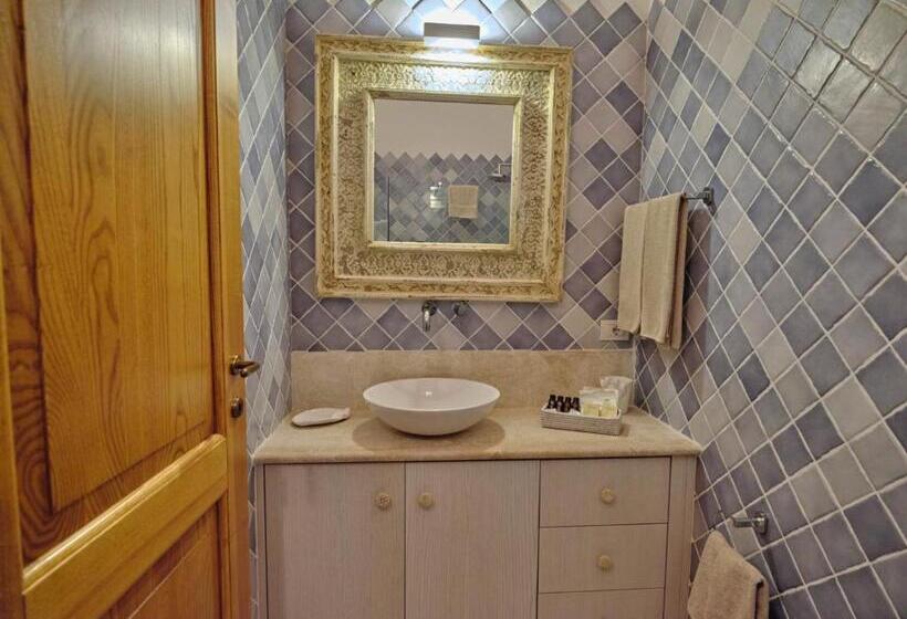 דירת שני חדרים, Dolce Vita Boutique