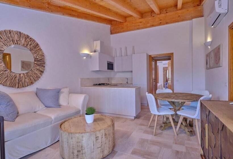 דירת שני חדרים, Dolce Vita Boutique