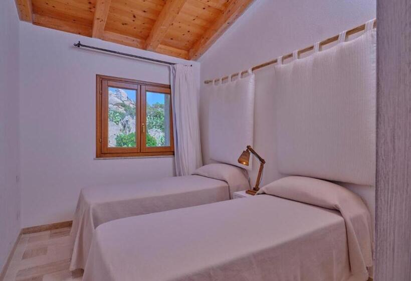 דירת שני חדרים, Dolce Vita Boutique