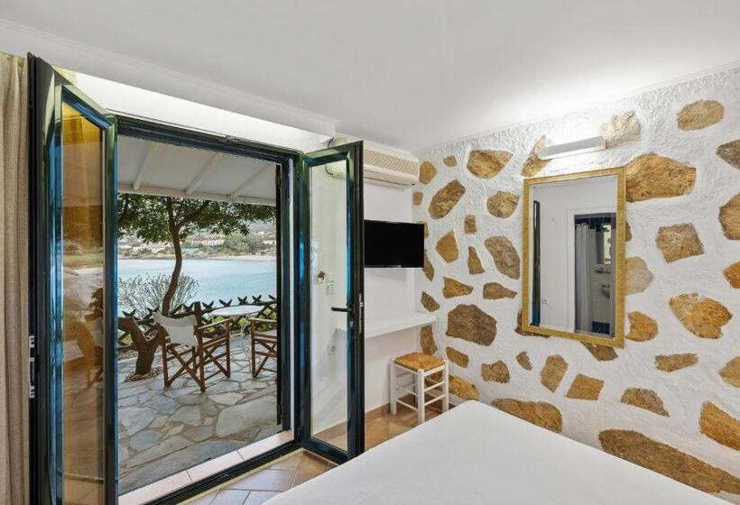 اتاق استاندارد با چشمانداز باغ, Erofili Beach