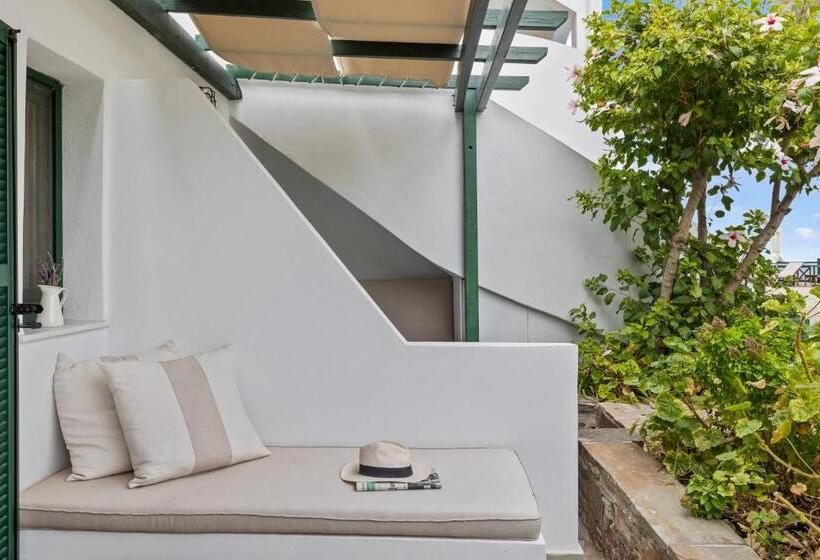 اتاق استاندارد با چشمانداز باغ, Erofili Beach