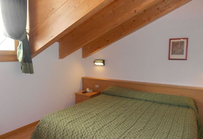 غرفة قياسية, Garni Lago Nembia