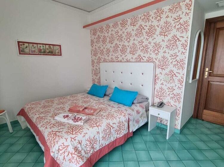 스탠다드 룸 바다 전망, Girasole