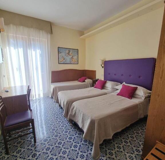 스탠다드 트리플 룸, Girasole