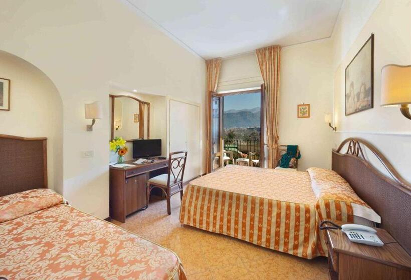 스탠다드 트리플 룸, Girasole