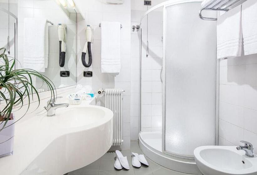 חדר סופריור לארבעה, Helvetia