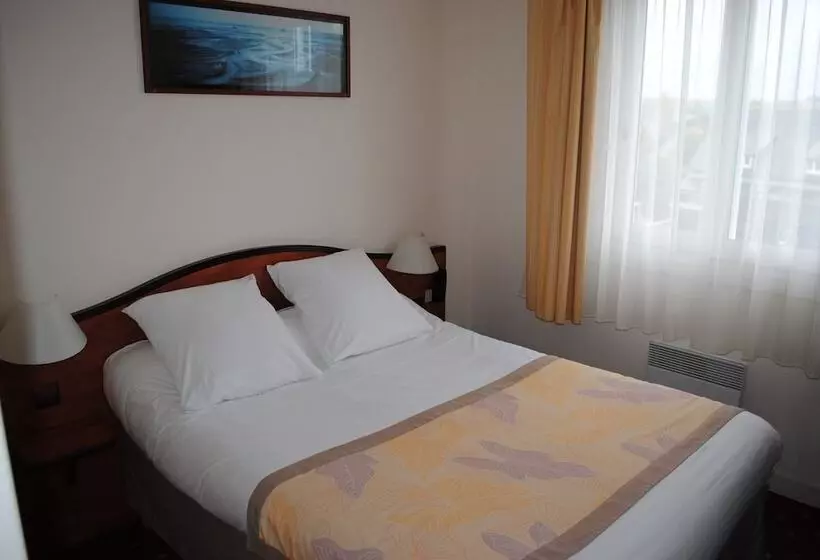 اتاق استاندارد با چشمانداز شهر, Hôtel Le Goëlo