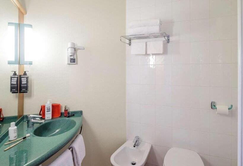 חדר פרמיום, Ibis Milano Malpensa