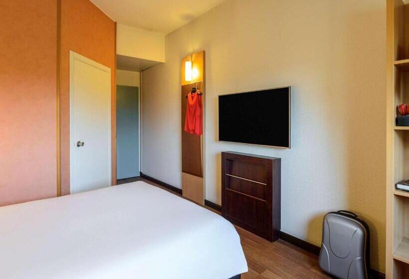 Номер Премиум, Ibis Milano Malpensa