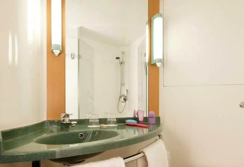 اتاق استاندارد با تخت دوبل, Ibis Milano Malpensa
