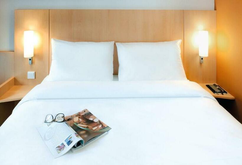 חדר סטנדרט מיטה זוגית, Ibis Milano Malpensa