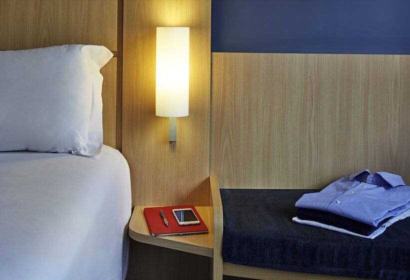 חדר סטנדרט מיטה זוגית, Ibis Milano Malpensa