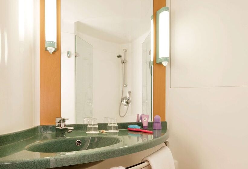 חדר סטנדרט, Ibis Milano Malpensa