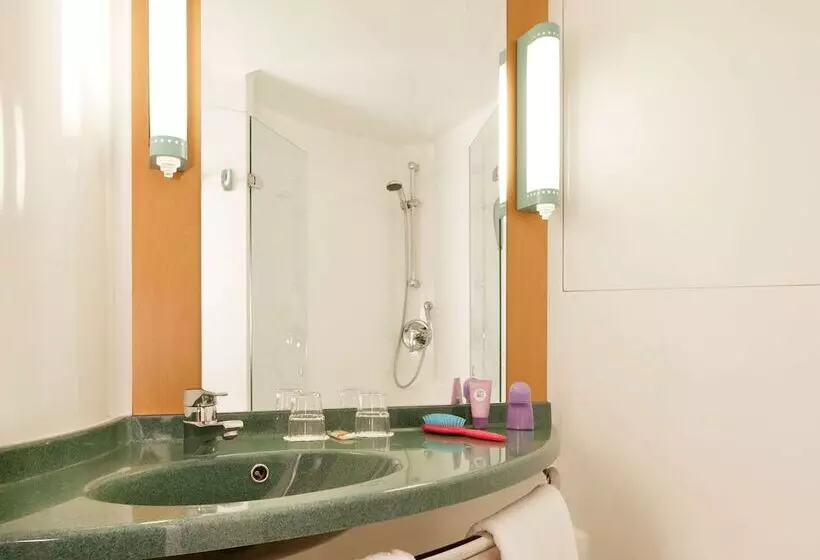 اتاق پرمیوم, Ibis Milano Malpensa